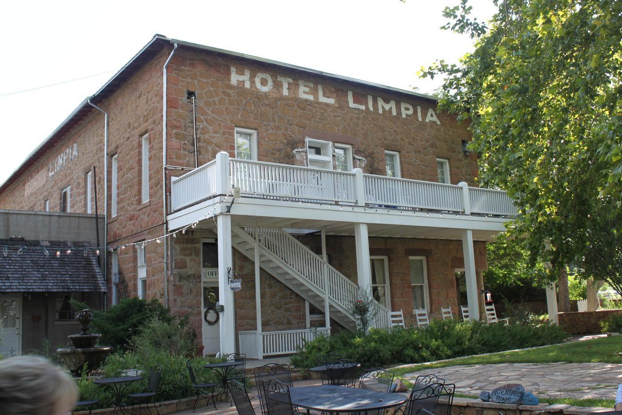 The Hotel Limpia Fort Davis Exterior photo